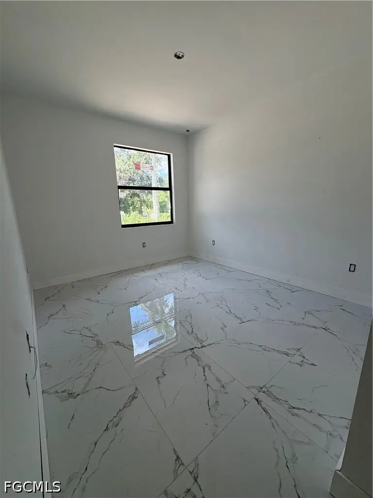 3927 Pearl Street, Fort Myers, FL 33916 - #3