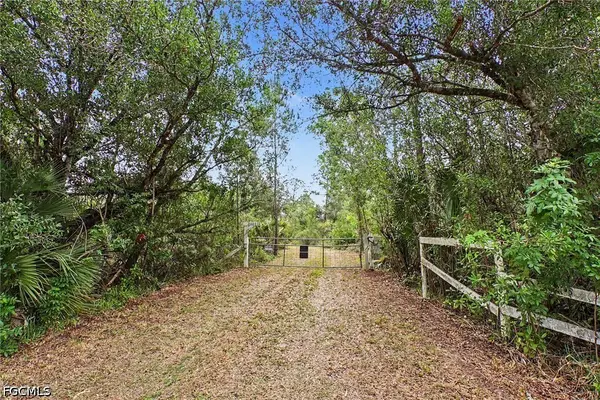 20800 Williams Drive, North Fort Myers, FL 33917