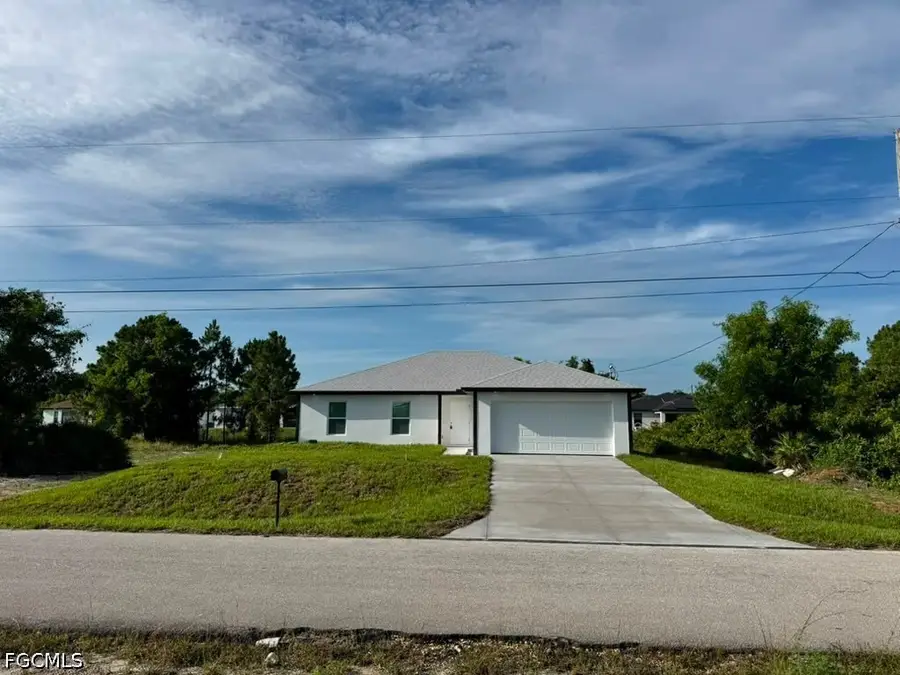 3707 32nd Street Sw, Lehigh Acres, FL 33976 - #2
