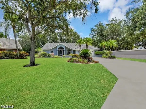11481 Bent Pine Drive, Fort Myers, FL 33913