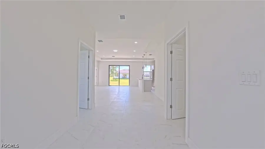 2809 18th Street Sw, Lehigh Acres, FL 33976 - #3