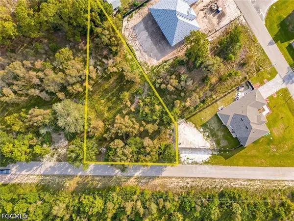 3224 Ruth Lane, Lehigh Acres, FL 33976