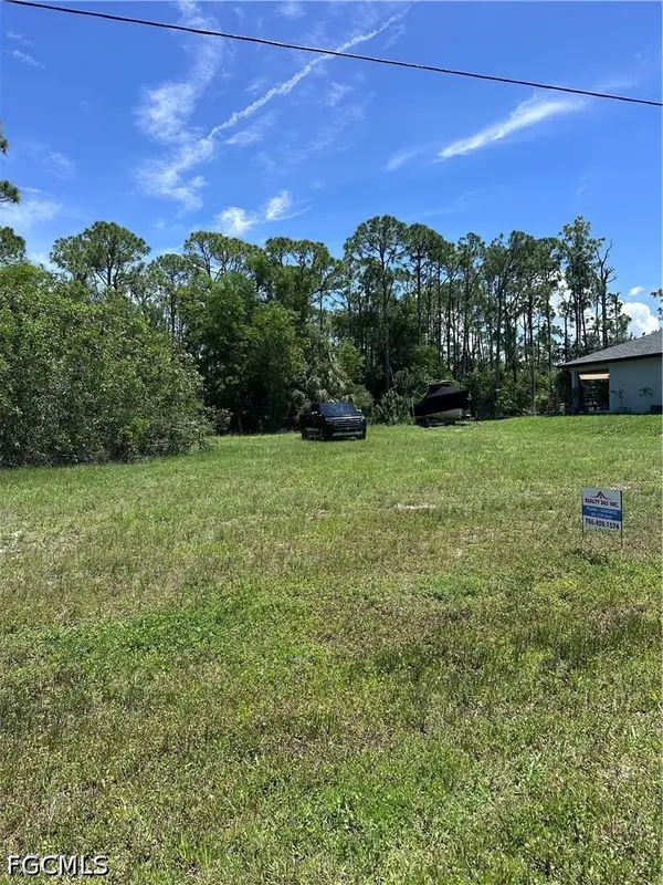 3921 NW 42nd Lane, Cape Coral, FL 33993