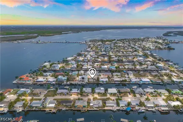 2742 Bruce Street, Matlacha, FL 33993