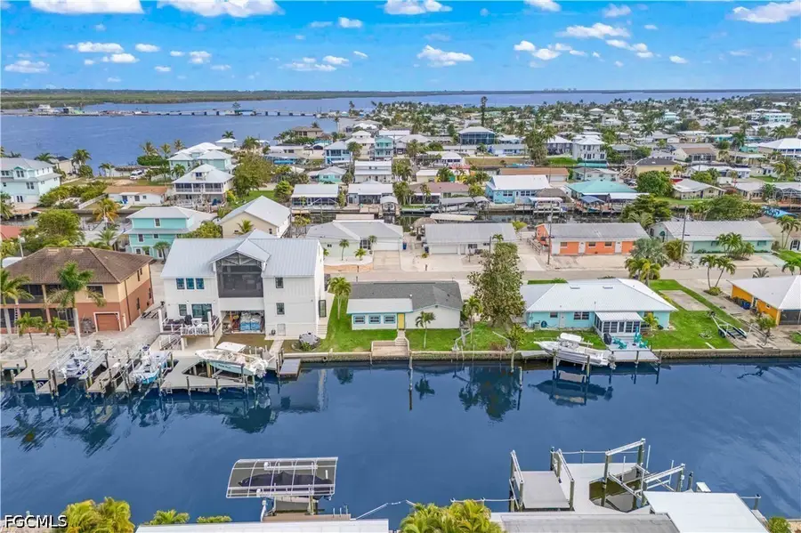 2742 Bruce Street, Matlacha, FL 33993 - #2