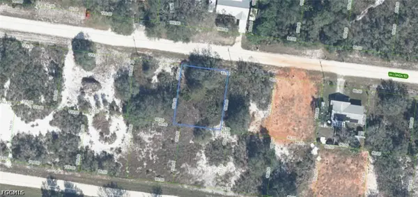 2075 W Lowen Road, Avon Park, FL 33825