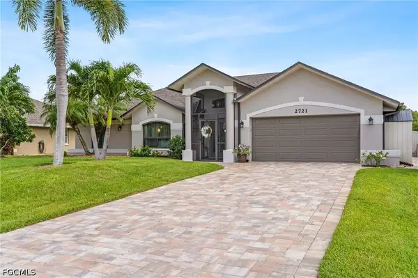 2721 Gleason Parkway, Cape Coral, FL 33914