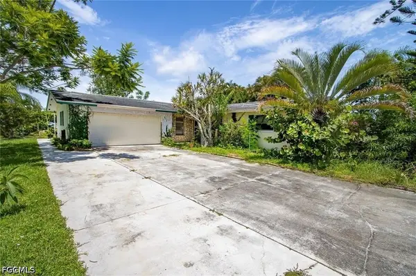 2137 Saint Croix Avenue, Fort Myers, FL 33905