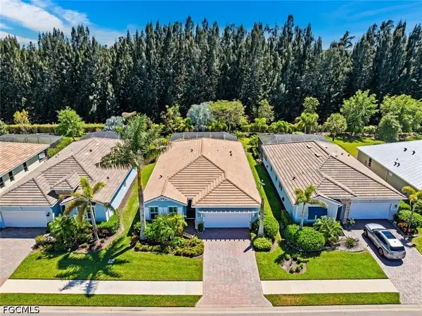 14559 Topsail Drive, Naples, FL 34114