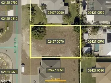 913 NE 4th Place, Cape Coral, FL 33909 - #1