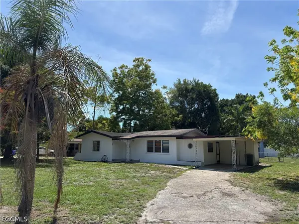 3977 Seminole Avenue, Fort Myers, FL 33916