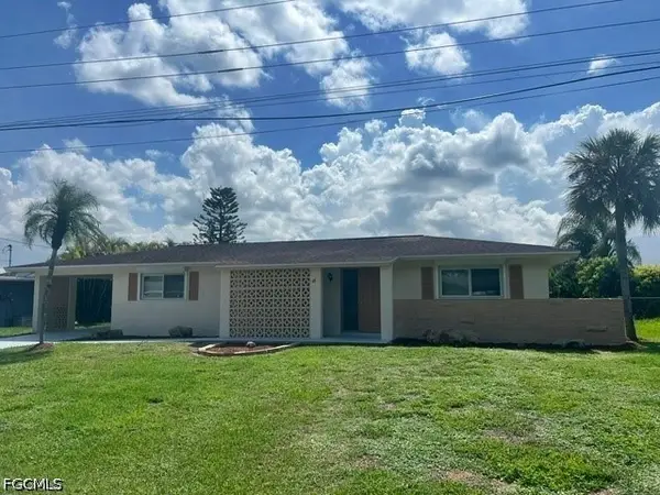 16 Greenwood Avenue, Lehigh Acres, FL 33936