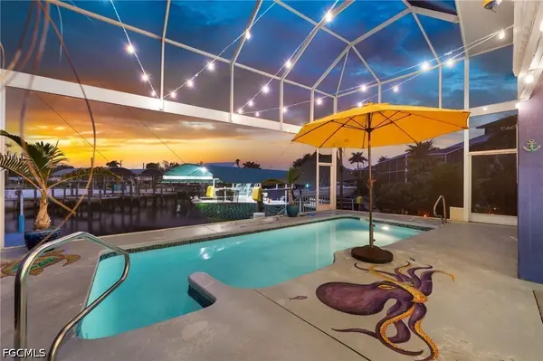 2808 Sanibel Boulevard, St James City, FL 33956