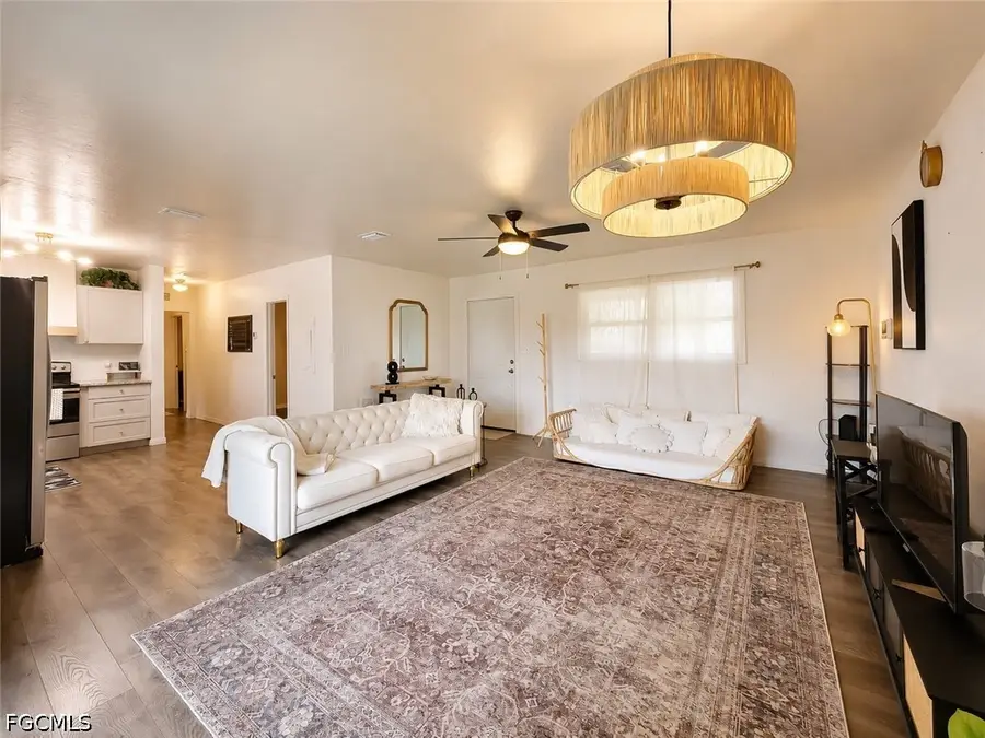 2524 NE 5th Place, Gainesville, FL 32641 - #3