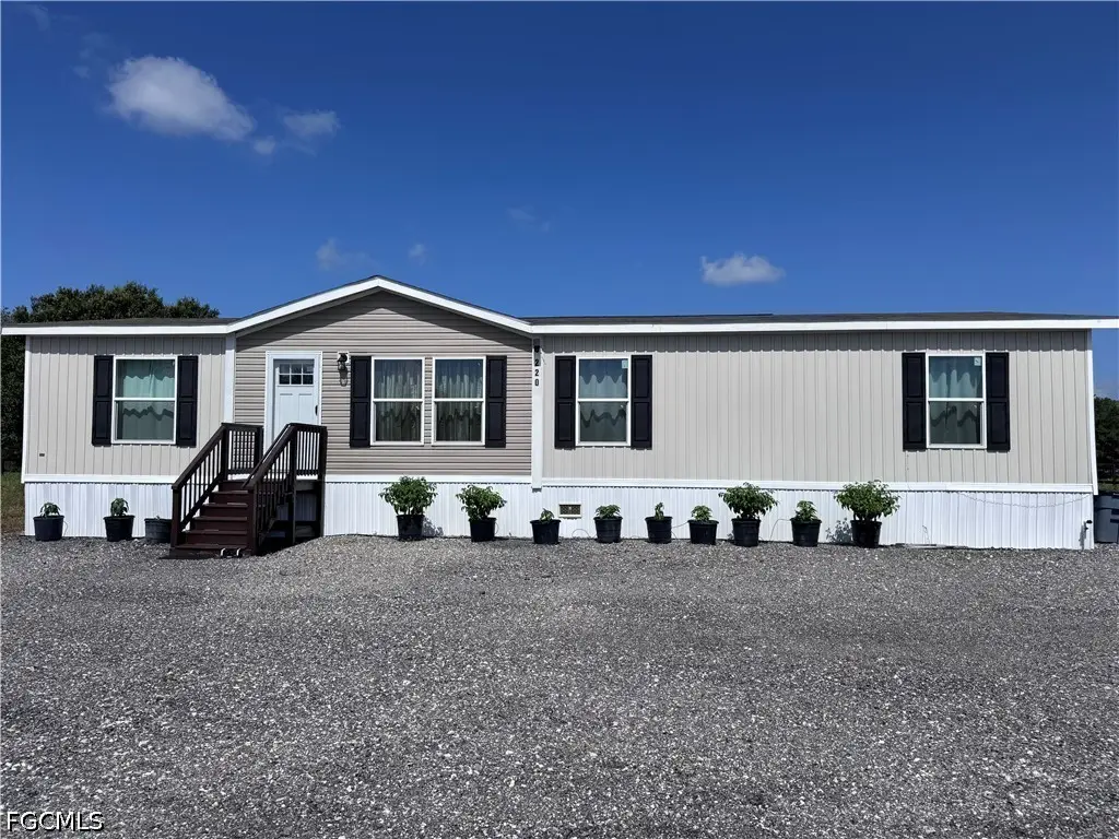 220 N Zambria Street, Clewiston, FL 33440 - #1