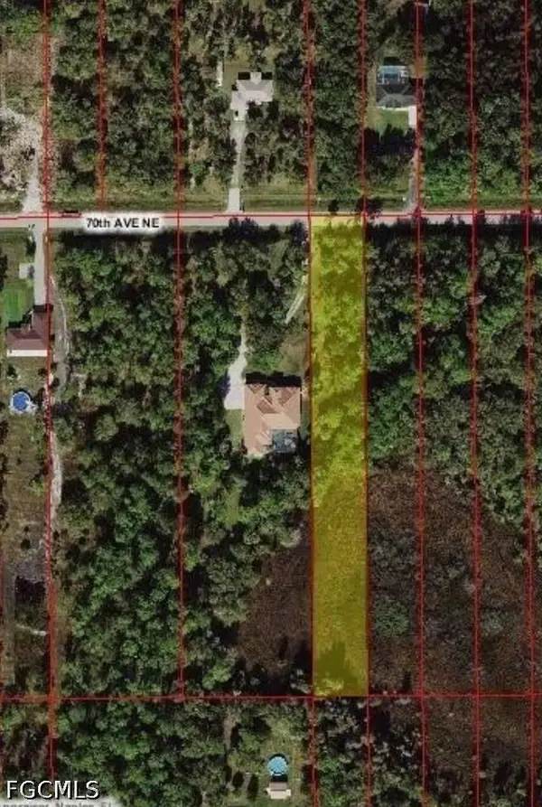 2830 NE 70th Avenue, Naples, FL 34120