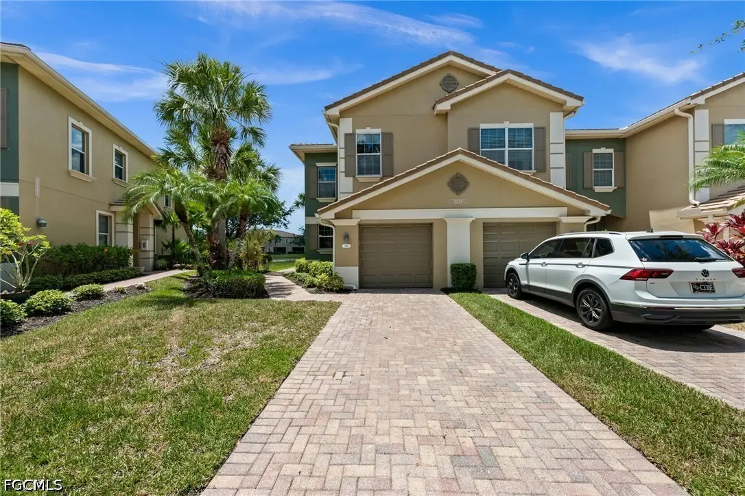 3231 Cottonwood Bend #301, Fort Myers, FL 33905 - #1