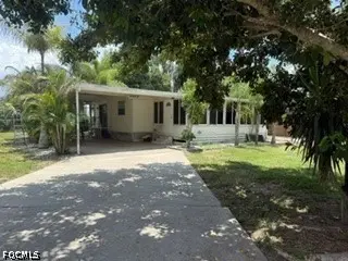 8189 Nault Road, North Fort Myers, FL 33917