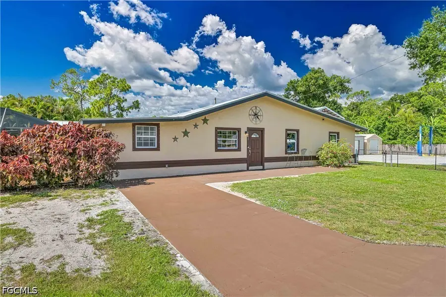 427 Stockton Street, North Fort Myers, FL 33903 - #2