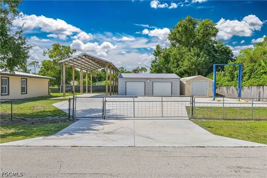 427 Stockton Street, North Fort Myers, FL 33903 - #3