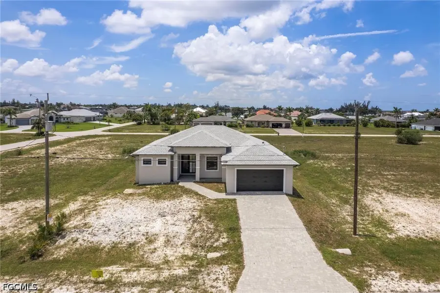 4304 Jacaranda Parkway W, Cape Coral, FL 33993 - #2
