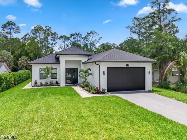 2123 19th Street Sw, Naples, FL 34117