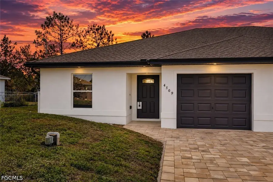 4509-4511 28th Street Sw, Lehigh Acres, FL 33973 - #3