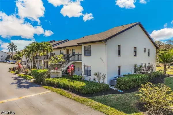 9305 Lake Park Drive #204, Fort Myers, FL 33919