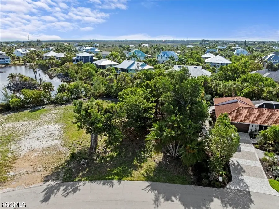 564 Chert Court, Sanibel, FL 33957 - #2