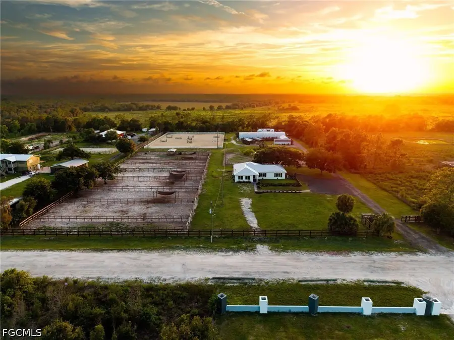 12090 Shawnee Road, Fort Myers, FL 33913 - #3