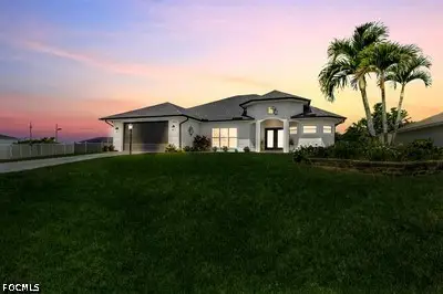 2804 NE 3rd Avenue, Cape Coral, FL 33909