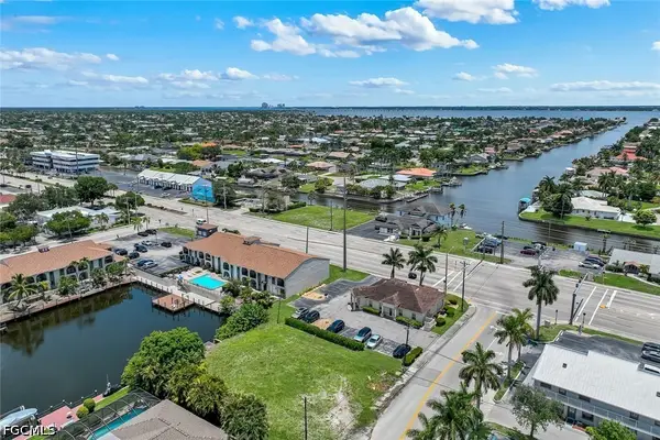 1523 SE 36th Terrace, Cape Coral, FL 33904
