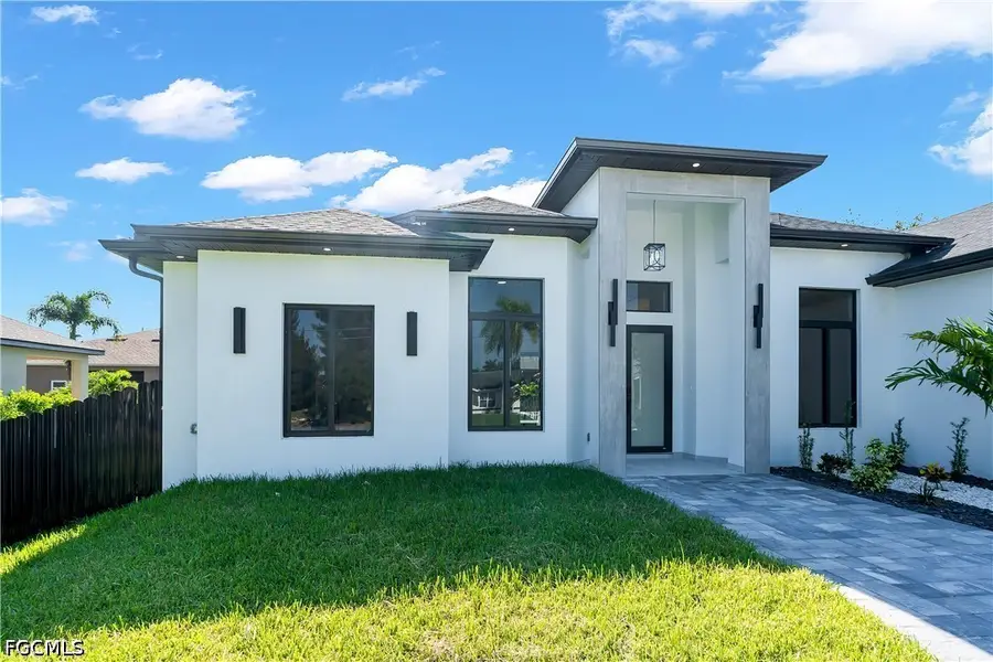 129 SW 34th Avenue, Cape Coral, FL 33991 - #2