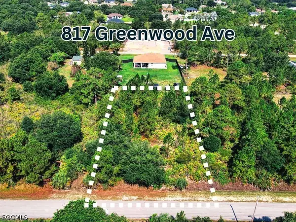817 Greenwood Avenue, Lehigh Acres, FL 33972