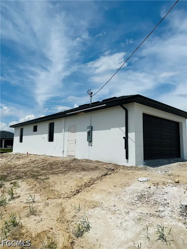 4016 9th Street Sw, Lehigh Acres, FL 33976 - #3