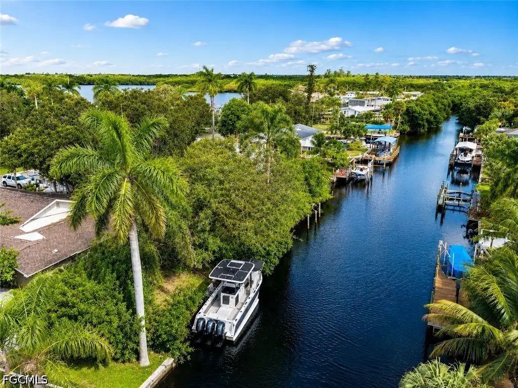 209 Kingston Drive, Fort Myers, FL 33905 - #1