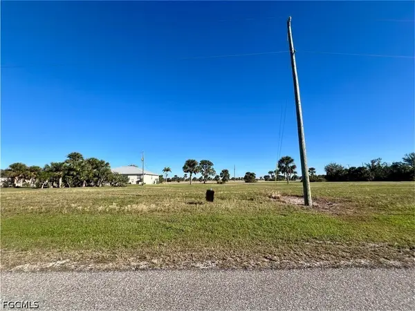 17 Brig Circle E, Placida, FL 33946