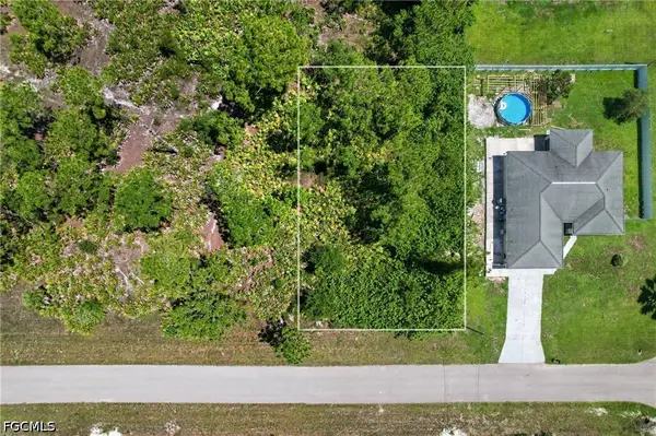 1141 Cove Street E, Lehigh Acres, FL 33974