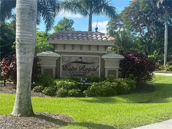11574 Royal Tee Circle W, Cape Coral, FL 33991