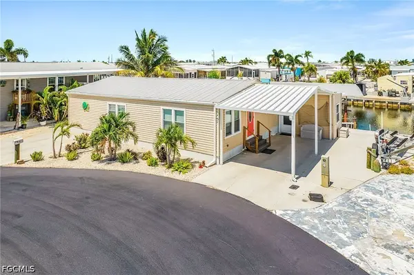 3121 Binnacle Lane, St James City, FL 33956