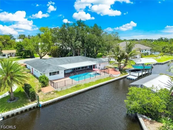 1040 Edgemere Drive, Fort Myers, FL 33919
