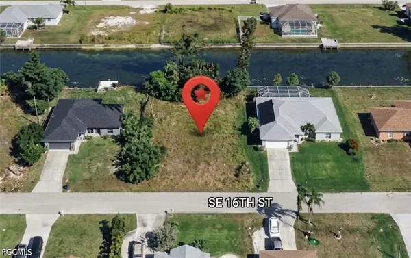 415 SE 16th Street, Cape Coral, FL 33990