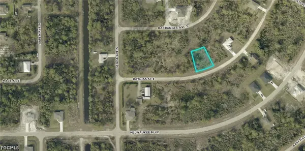 1115 Bayliss Street E, Lehigh Acres, FL 33974