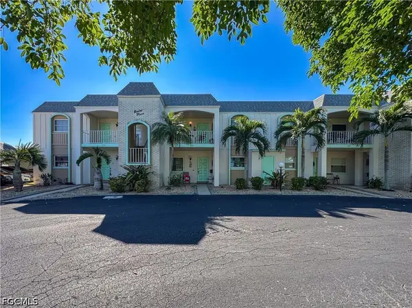 304 Tudor Drive #7, Cape Coral, FL 33904