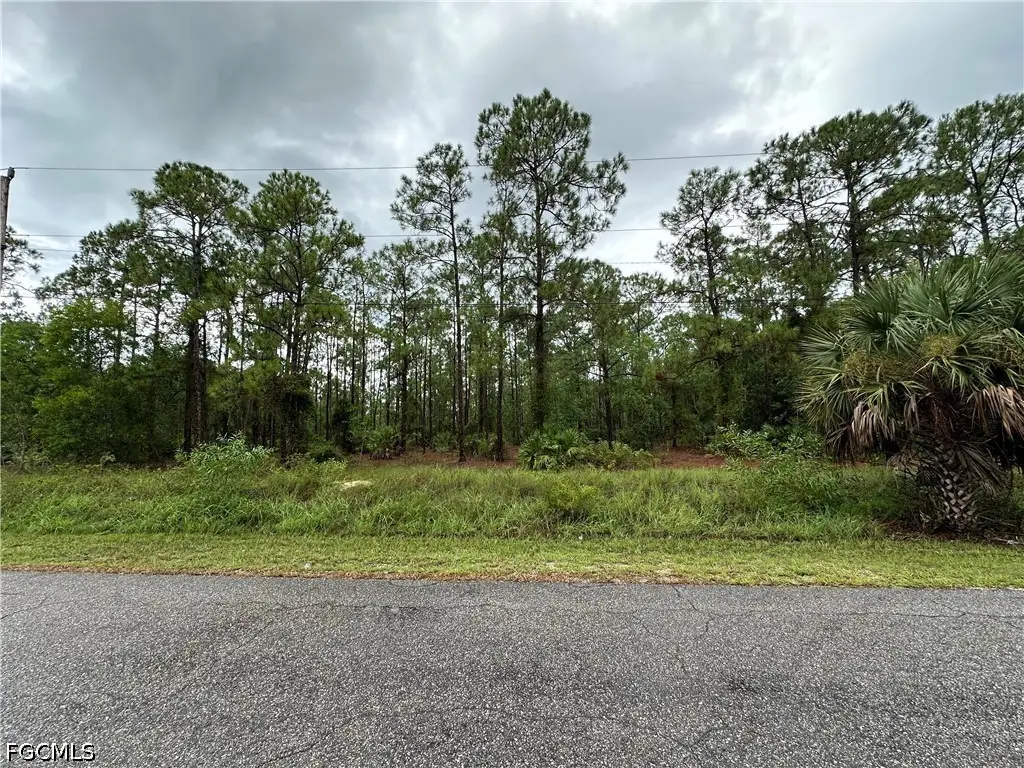 1103 Thompson Avenue, Lehigh Acres, FL 33972 - #1
