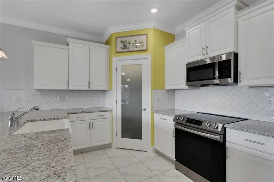 1519 NE 8th Place, Cape Coral, FL 33909 - #3