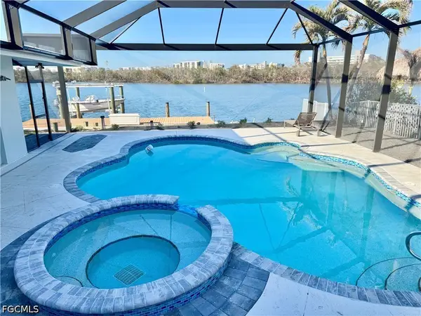 8065 Lagoon Road, Fort Myers Beach, FL 33931