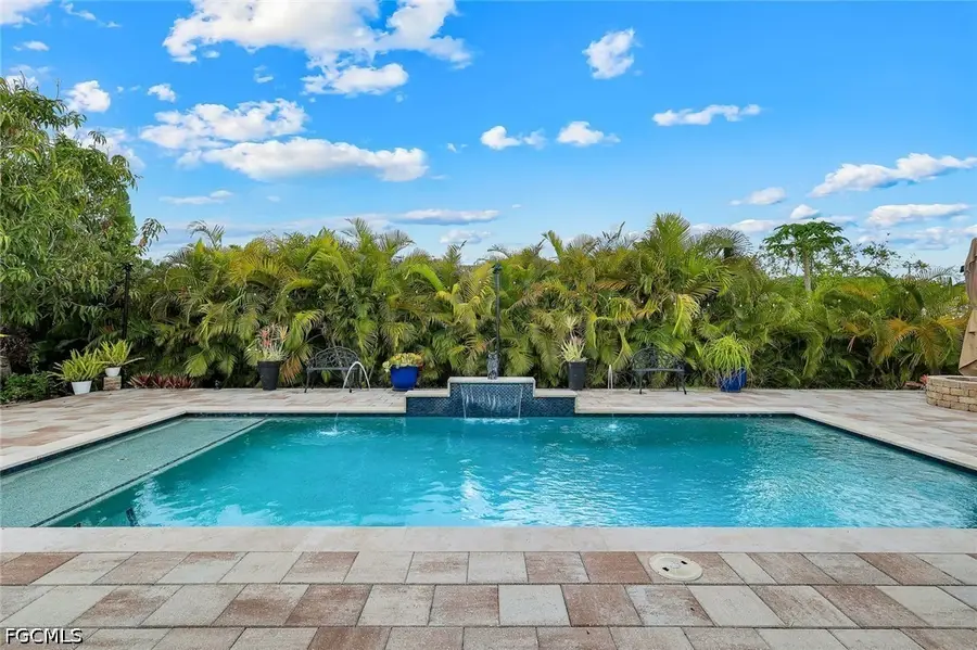 1006 NE 2nd Place, Cape Coral, FL 33909 - #3