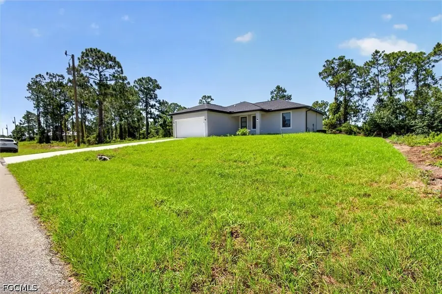 1130 Dutchess Street E, Lehigh Acres, FL 33974 - #3