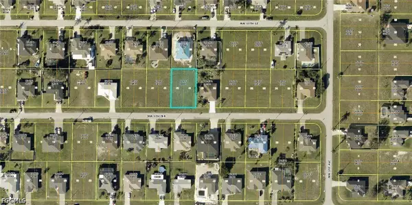 121 NW 9th Terrace, Cape Coral, FL 33993